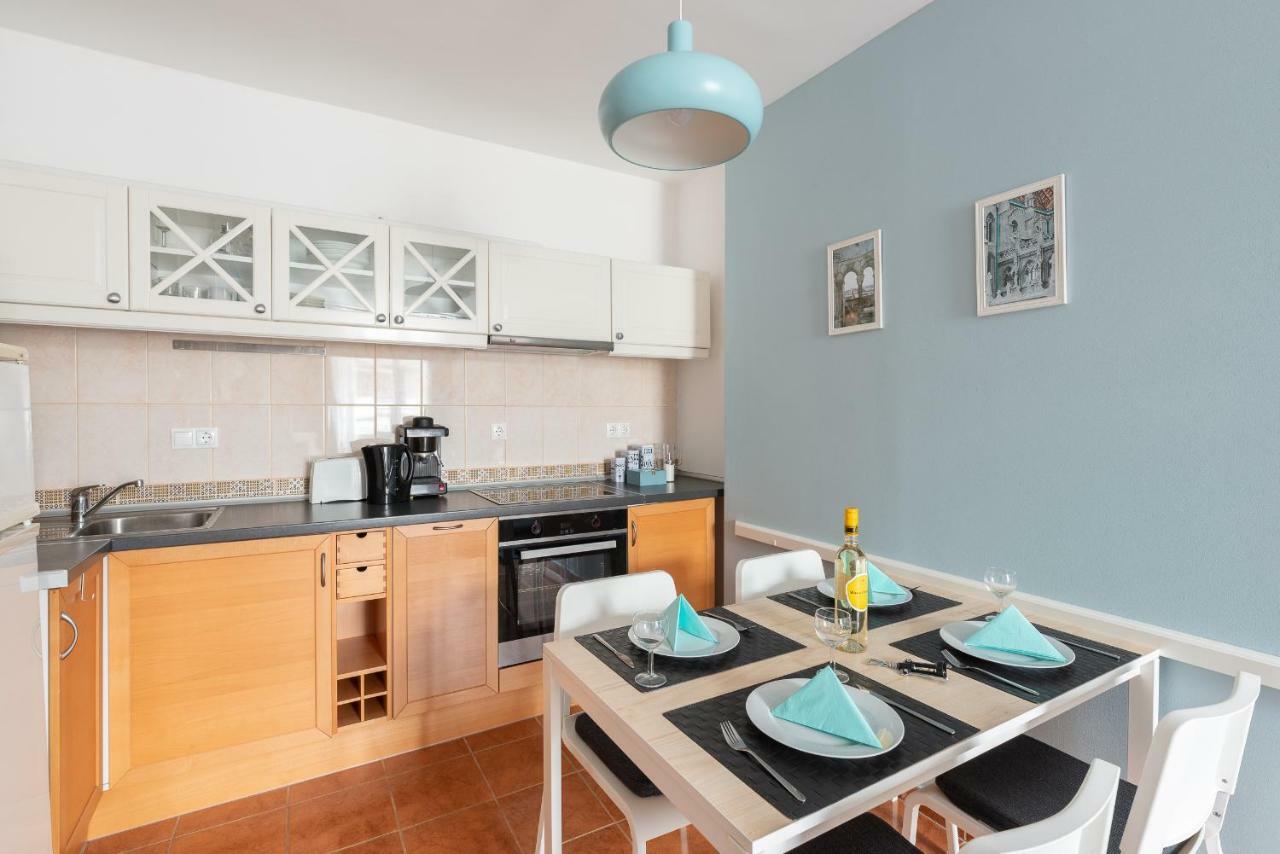 Rakoczi Apartments บูดาเปสต์ ภายนอก รูปภาพ
