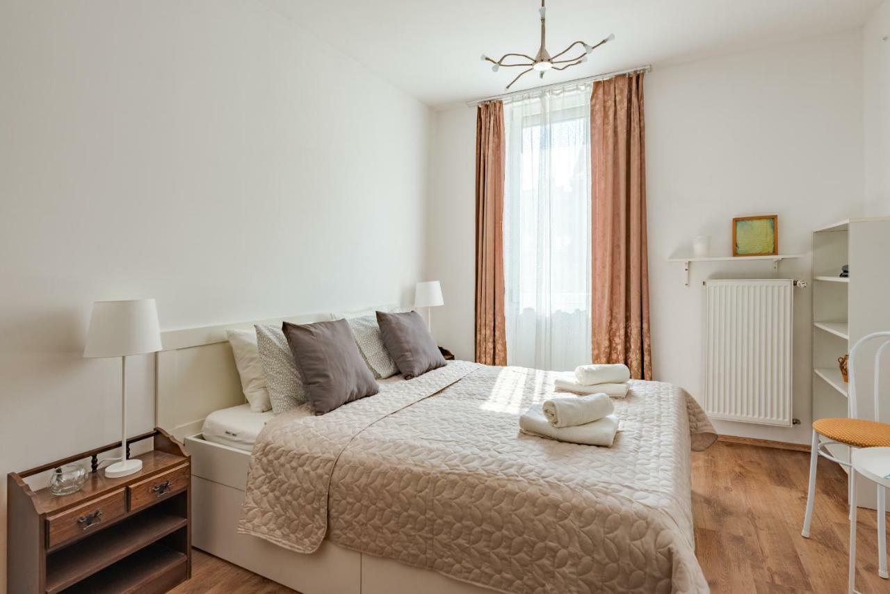 Rakoczi Apartments บูดาเปสต์ ภายนอก รูปภาพ