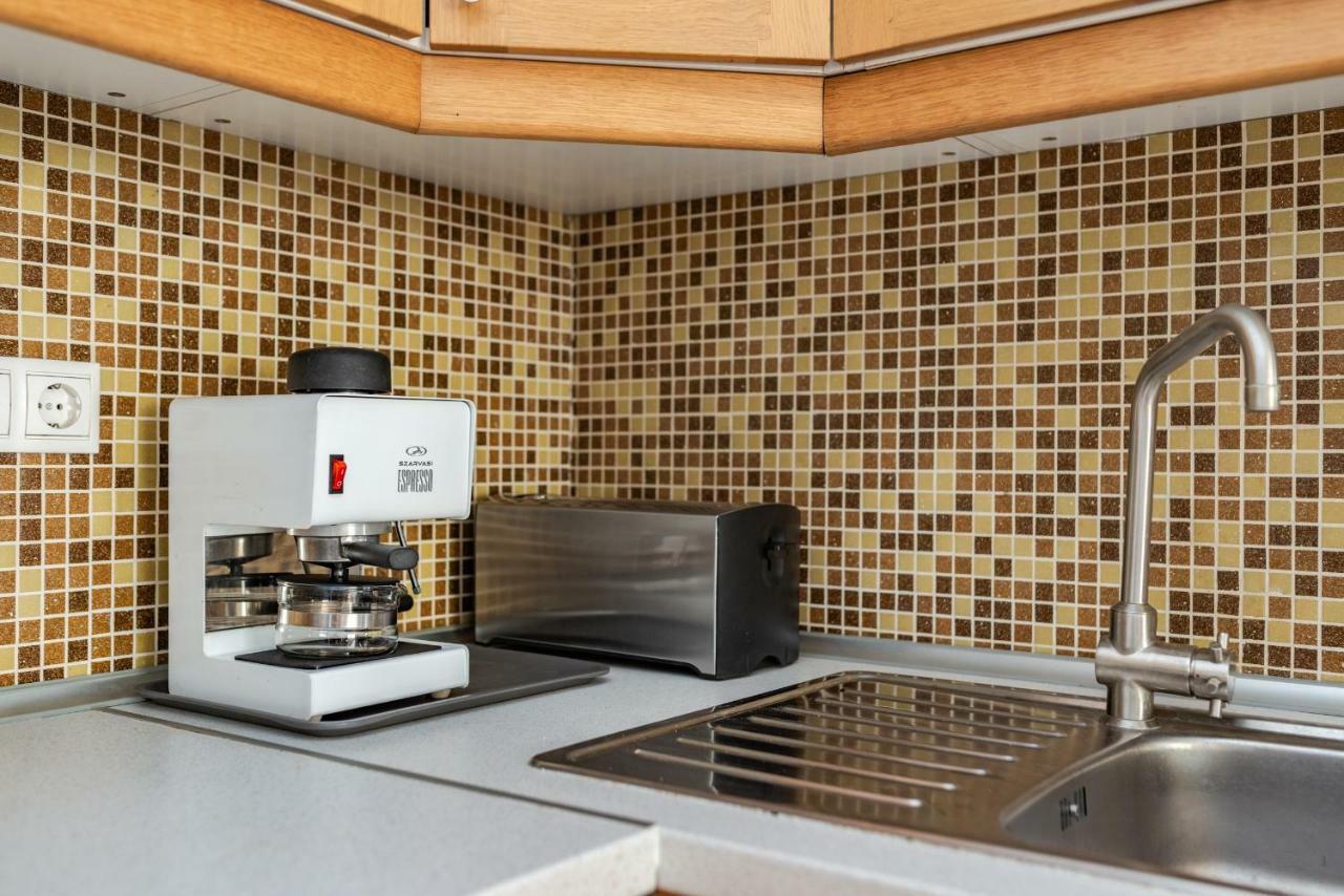 Rakoczi Apartments บูดาเปสต์ ภายนอก รูปภาพ